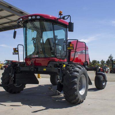 Photo 2. CASE IH 2304 WD & RD193 PACKAGE windrower