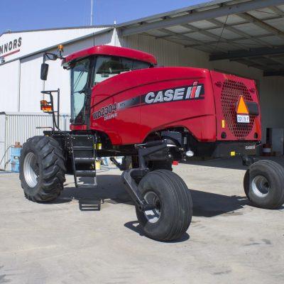 Photo 4. CASE IH 2304 WD & RD193 PACKAGE windrower