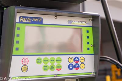 Photo 2. Faresin Twinner 1400 feed mixer