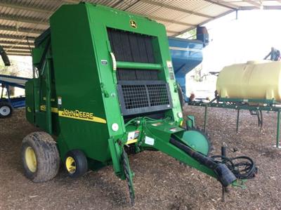 Photo 3. John Deere 467 round baler