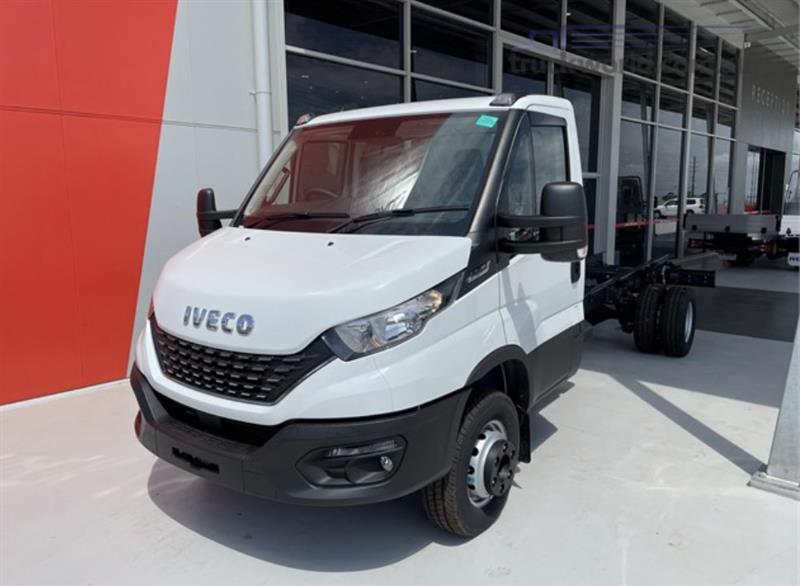 Photo 1. Iveco Daily 70C17 Cab Chassis truck
