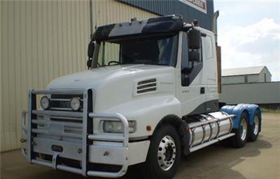 Photo 3. Iveco Powerstar 550 Prime Mover