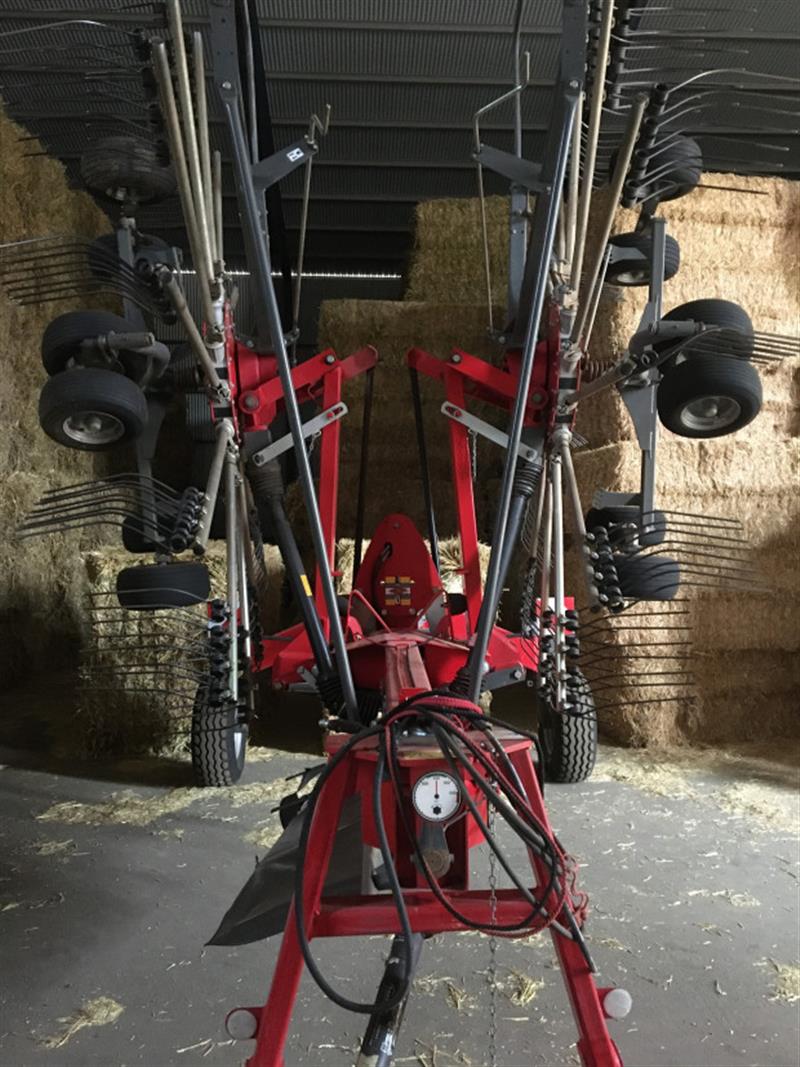 Massey Ferguson RK 802 Pro Rotary Hay Rake RK 802 Rakes/Tedder, Hay