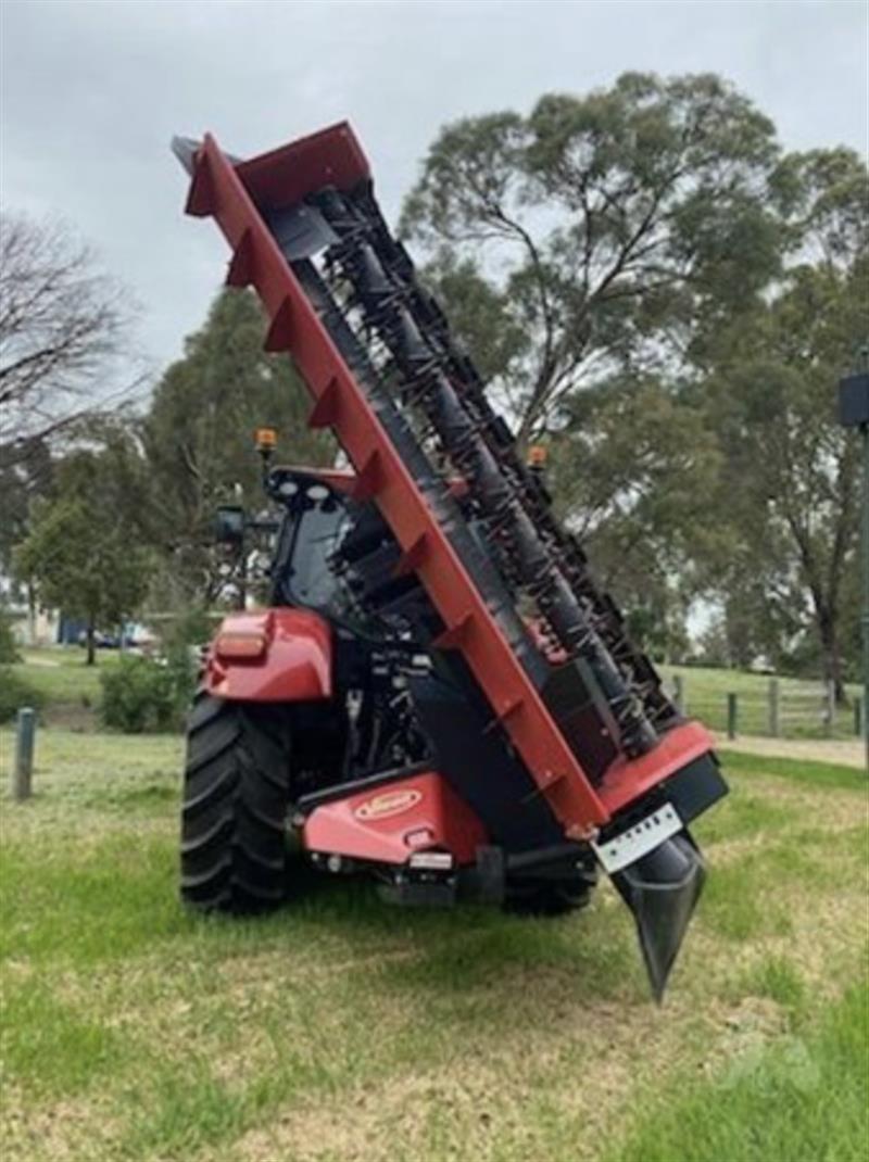 Photo 2. Vicon Extra 736T windrower