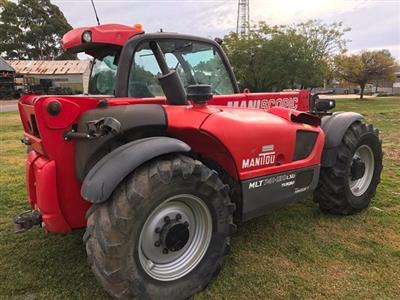 Photo 4. Manitou MLT 741-120 Telescopic Handler
