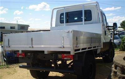 Photo 5. Iveco Daily 55170 4x4 tray truck