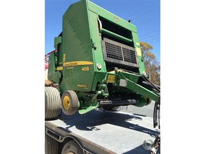 Photo 3. John Deere 458 round baler