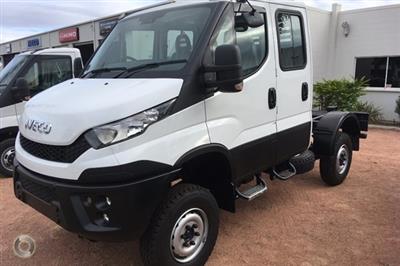 Photo 2. Iveco Daily truck