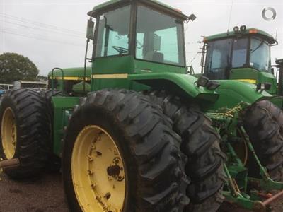 Photo 3. John Deere 8650 tractor