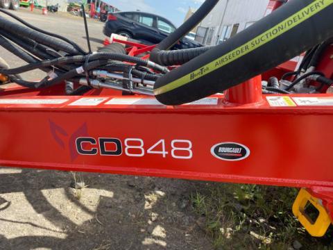 Photo 5. Bourgault CD848 cultivator