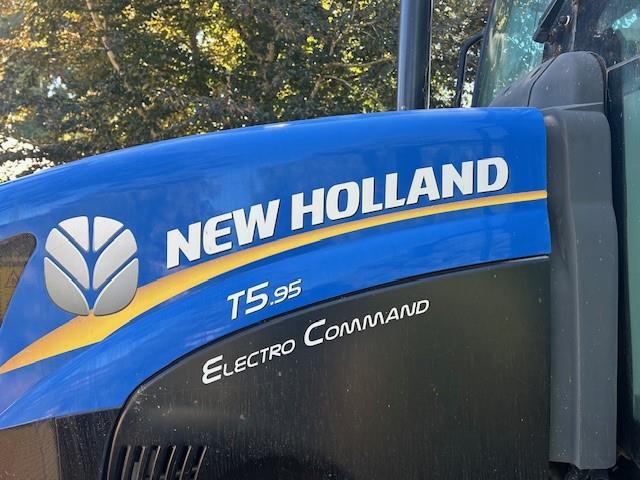 Photo 5. New Holland T5.95 Tractor with Burder Forklift