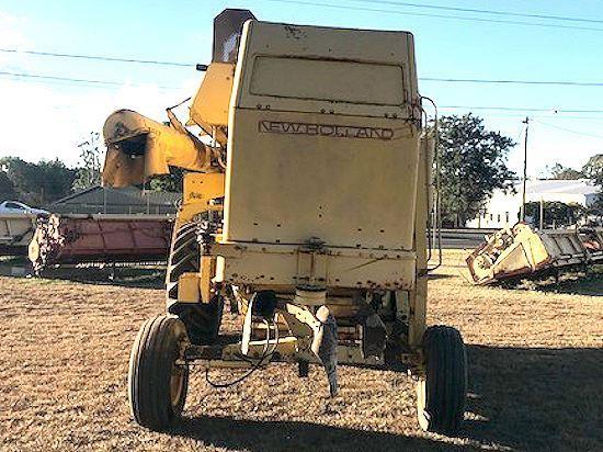 Photo 5. Ford/New Holland 1540 combine harvester