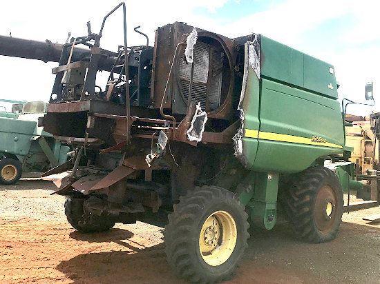 Photo 3. John Deere 9650STS combine harvester