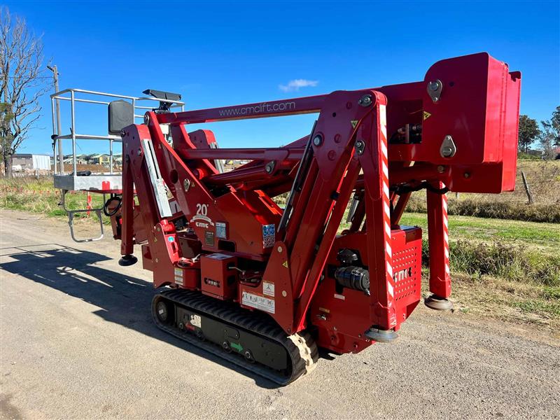 Photo 2. CMC S19HD 19M spider lift diesel all terrain scissor lift work platform