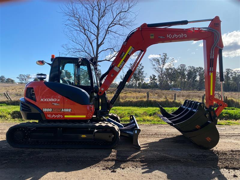 Photo 4. Kubota KX080-S 8T excavator