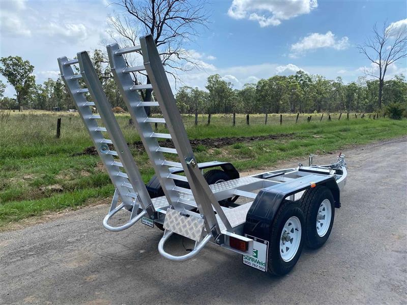 Photo 3. Sureweld 2.4T aluminium mini excavator loader trailer