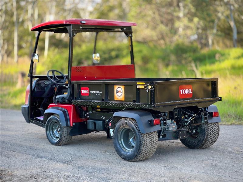 Photo 5. Toro Workman HDX-D 4x4 diesel buggy ATV