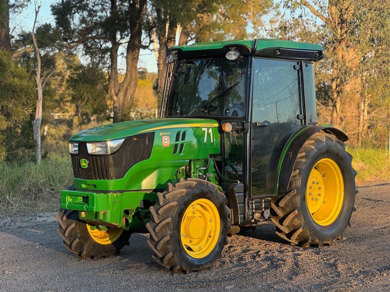 Photo 4. John Deere 5100GF 4wd a/c cabin tractor