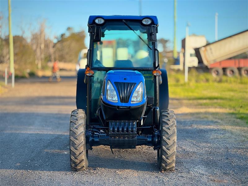Photo 5. New Holland T4.85F diesel 4x4 farm tractor