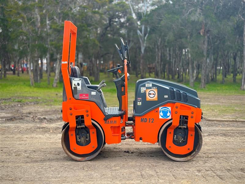 Photo 4. Hamm HD12 2.54T vibrating roller