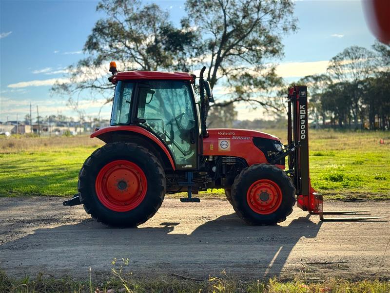 Photo 4. Kubota M8540 diesel 4x4 awd farm tractor