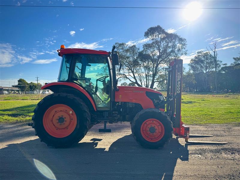 Photo 3. Kubota M8540 diesel 4x4 awd farm tractor