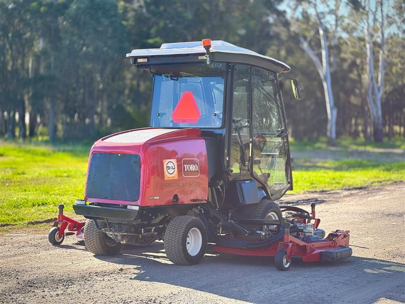 Photo 2. Toro Groundsmaster 4010D wide area ride on mower