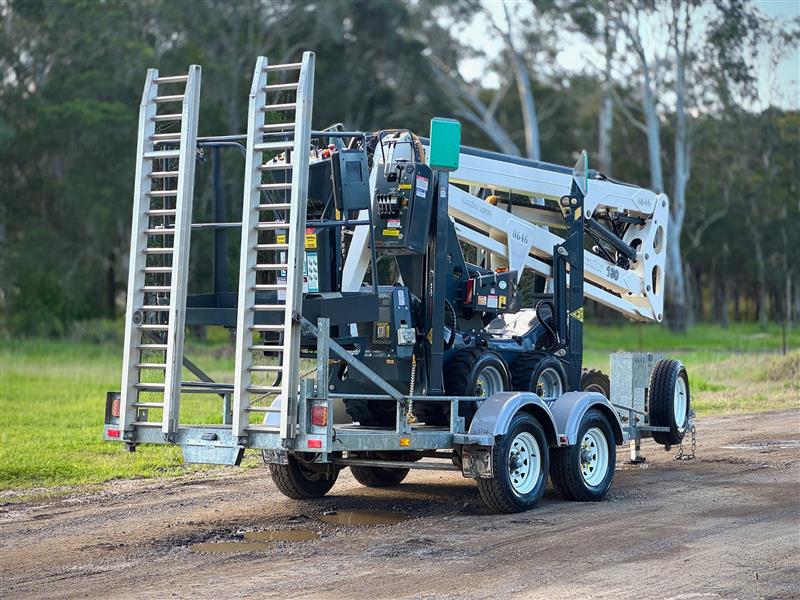 Photo 2. Leguan Monitor 130-2 13.1M knuckle boom & trailer scissor lift cherry picker