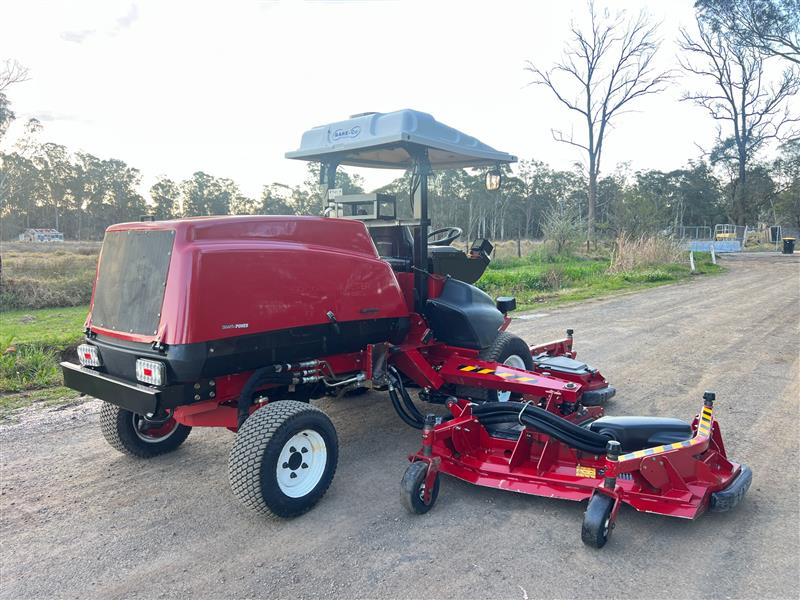 Photo 3. Toro Groundsmaster 5900 wide area ride on diesel commercial lawn mower
