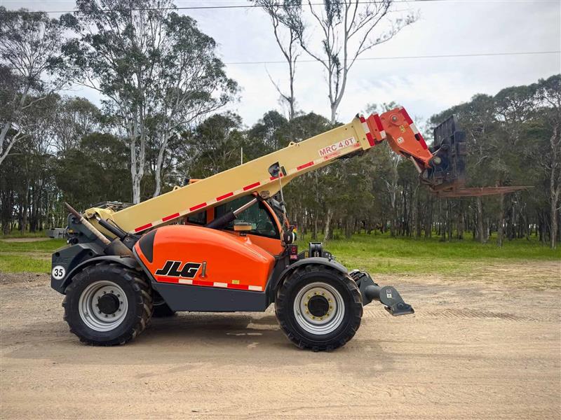 Photo 3. JLG 4013 4t 13M telehandler