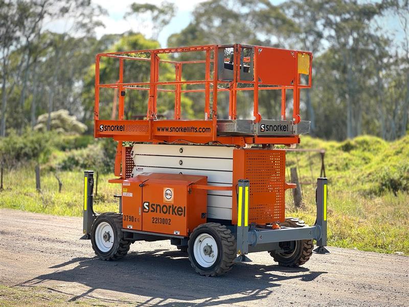 Photo 4. Snorkel S3970RT in cert 13.8M all terrain diesel scissor lift elevated work platform