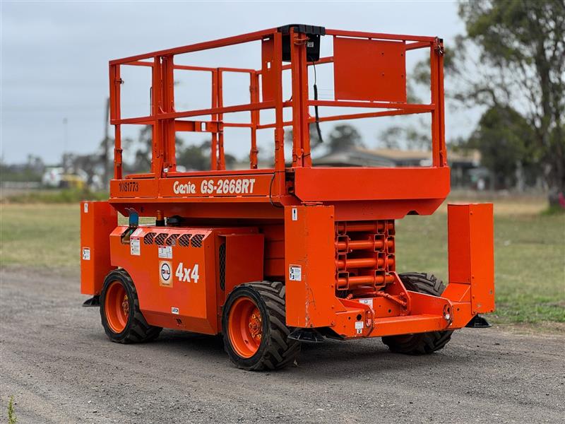 Photo 2. Genie GS-2668RT 10m incert all terrain diesel scissor lift elevated work platform