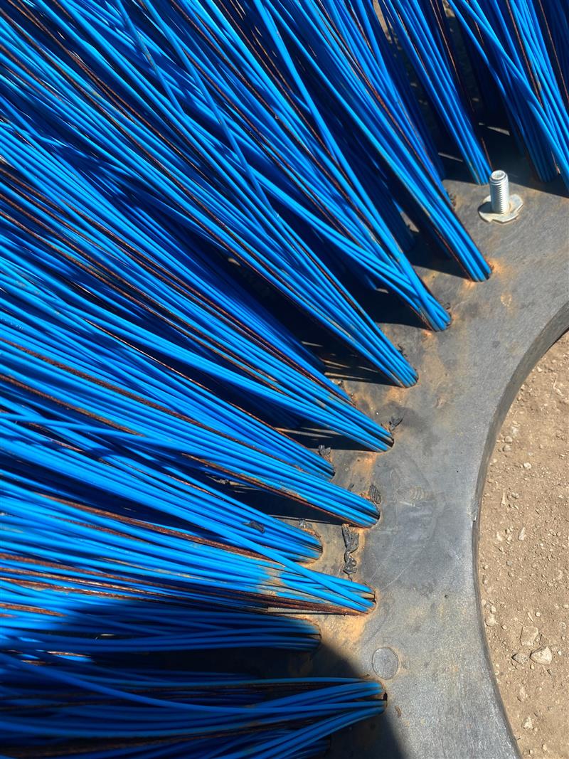 Photo 2. 10 Spare Gutter Crush sets (20 unit)