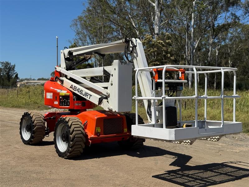 Photo 2. Snorkel AB467JRT 14.1M all terrain knuckle boom scissor lift elevated work platform