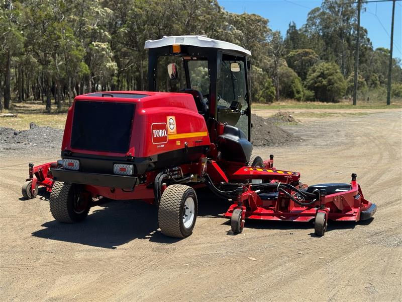 Photo 5. Toro Groundsmaster 5900 wide area ride on diesel commercial lawn mower