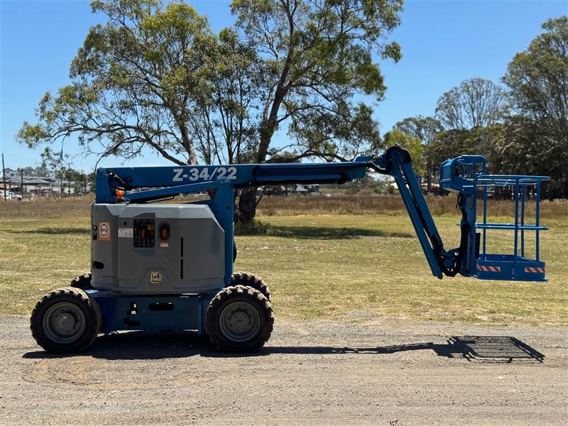 Photo 4. Genie Z34/22 diesel all terrain boom lift elevated work platform