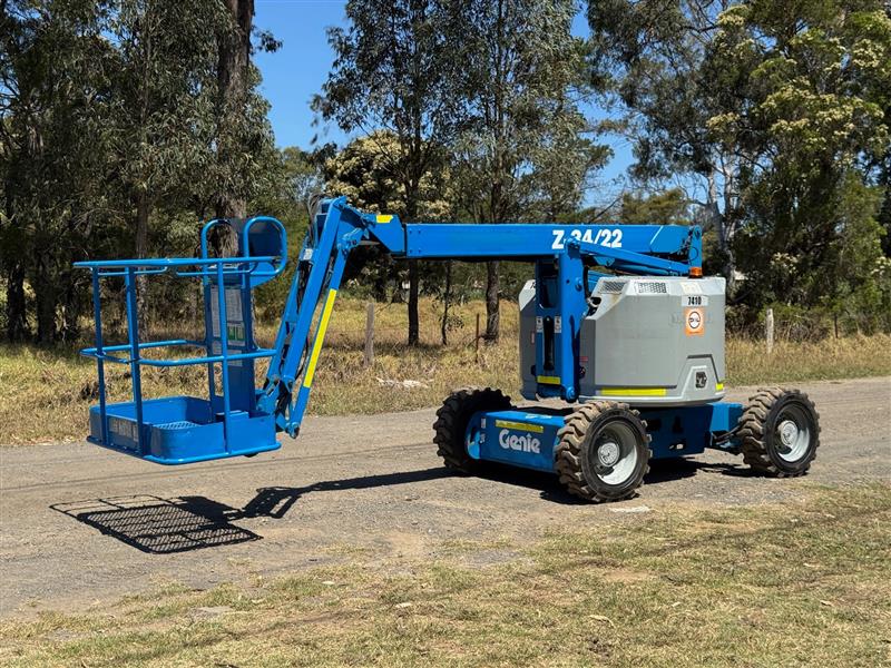 Photo 4. Genie Z34/22 diesel all terrain boom lift elevated work platform