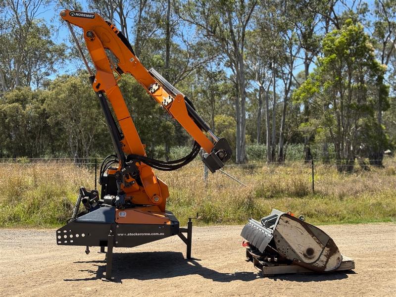 Photo 5. Niremat Magistra M61TG flail side reach arm remot control mower slasher