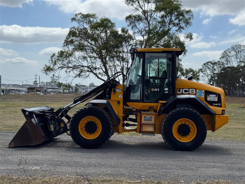 Photo 2. JCB 417HT T4F articulated wheel loader