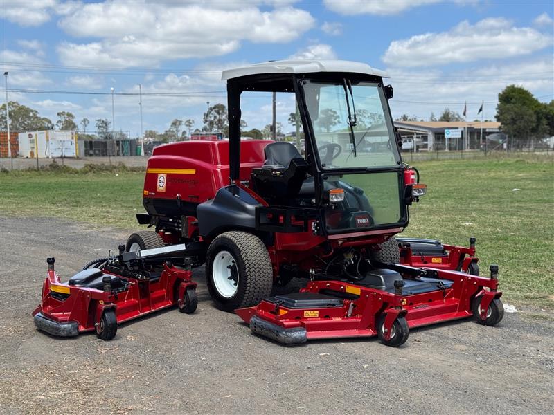 Photo 2. Toro Groundsmaster 5900 wide area ride on diesel commercial lawn mower