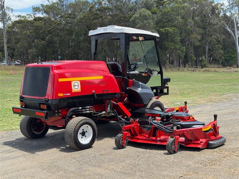 Photo 4. Toro Groundsmaster 5900 wide area ride on diesel commercial lawn mower