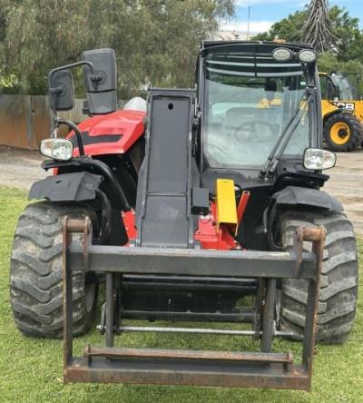 Photo 3. Manitou MLT630-155 V cp telehandler