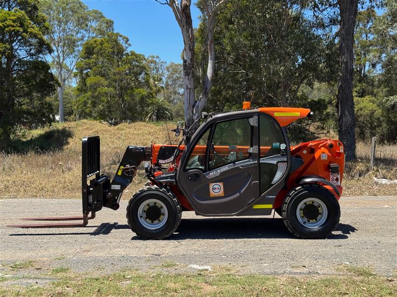 Photo 5. Manitou MT-X 625T 2.5T 6M telehandler