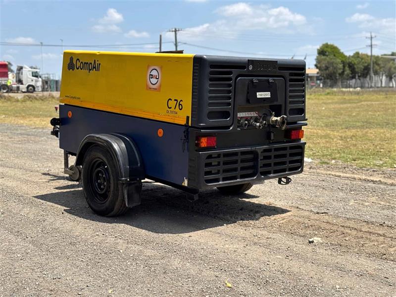 Photo 3. Compair C76-AC/EP 268CFM aircompressor