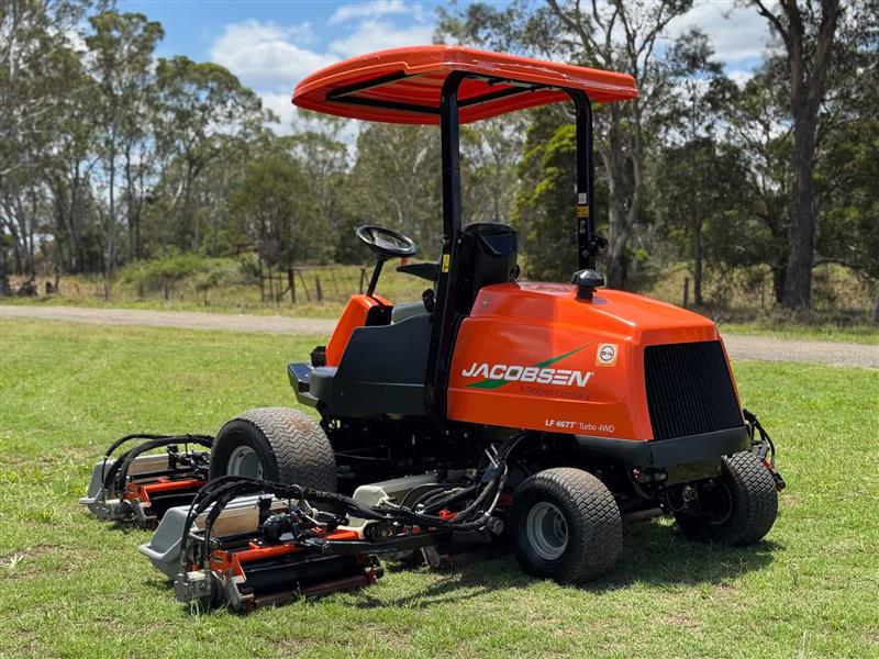 Photo 4. Jacobsen LF4677 4wd ride on fairway cylinder reel greens golf course lawn mower