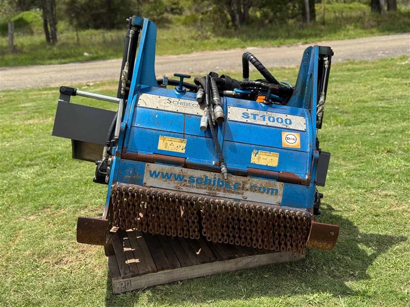 Photo 3. Schibeci ST1000 road profiler cold planer