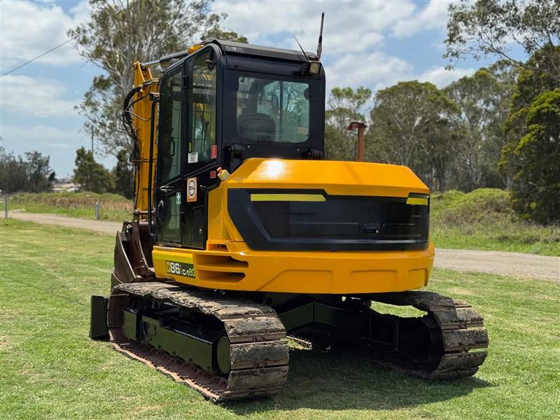 Photo 2. JCB 86C-1 8.6T excavator
