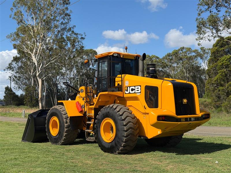 Photo 2. JCB 467 ZX 24T articulated wheel loader