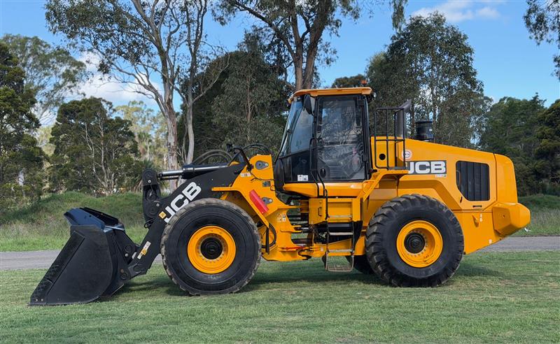 Photo 4. JCB 467 ZX 24T articulated wheel loader