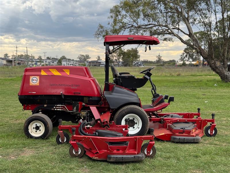 Photo 3. Toro Groundsmaster 5900 wide area ride on diesel commercial lawn mower